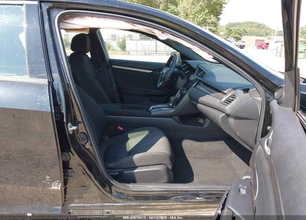 2018 HONDA CIVIC EX VIN: SHHFK7H57JU214580