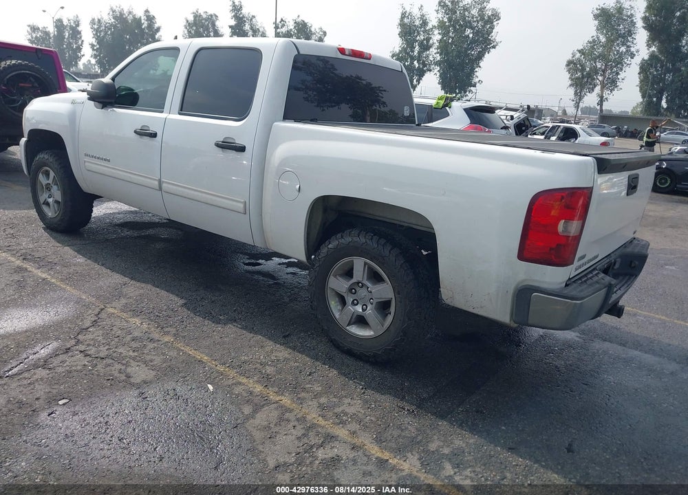 2011 CHEVROLET SILVERADO 1500 VIN: 3GCUCUEJ8BG129216
