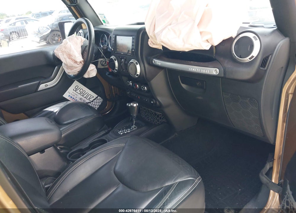 2015 JEEP WRANGLER UNLIMITED VIN: 1C4HJWEG5FL686052