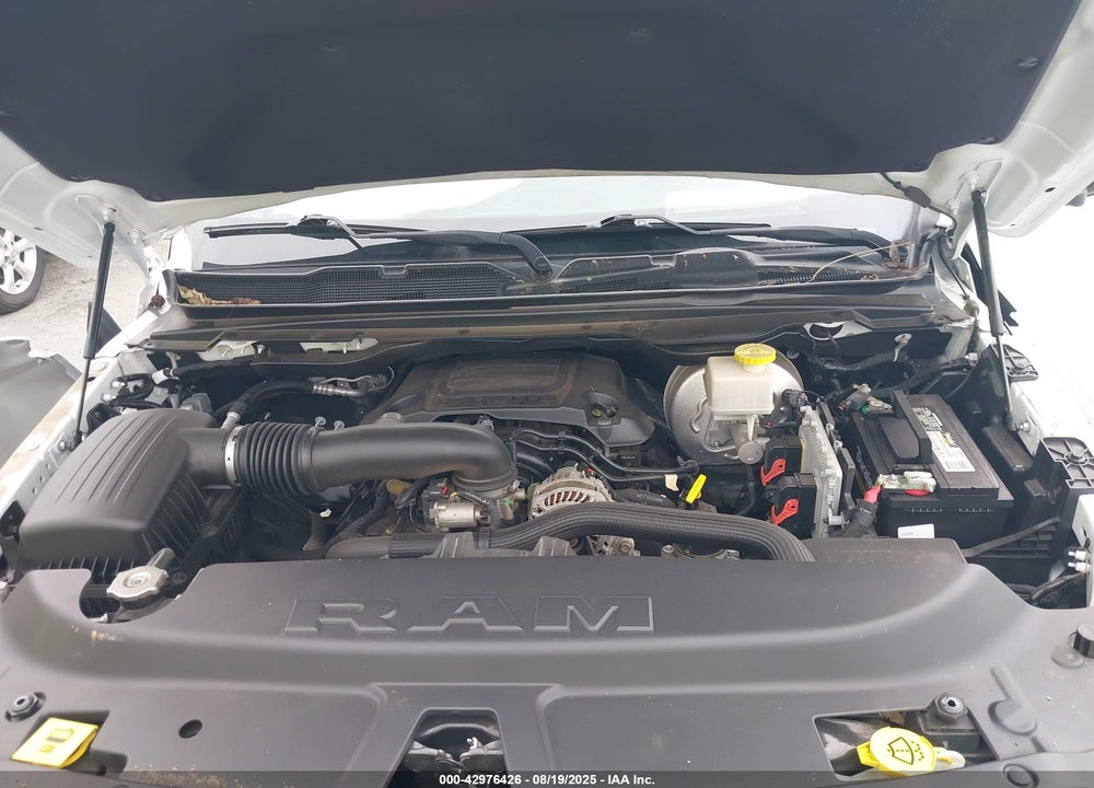2019 RAM 1500 TRADESMAN 4X4 6'4 BOX VIN: 1C6SRFCTXKN546373