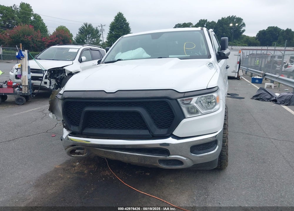2019 RAM 1500 TRADESMAN 4X4 6'4 BOX VIN: 1C6SRFCTXKN546373