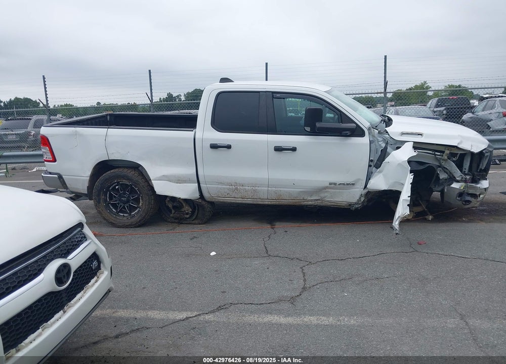 2019 RAM 1500 TRADESMAN 4X4 6'4 BOX VIN: 1C6SRFCTXKN546373