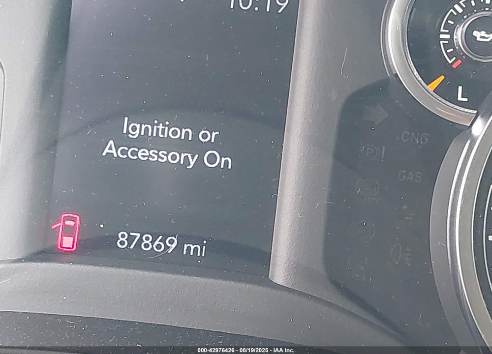 2019 RAM 1500 TRADESMAN 4X4 6'4 BOX VIN: 1C6SRFCTXKN546373