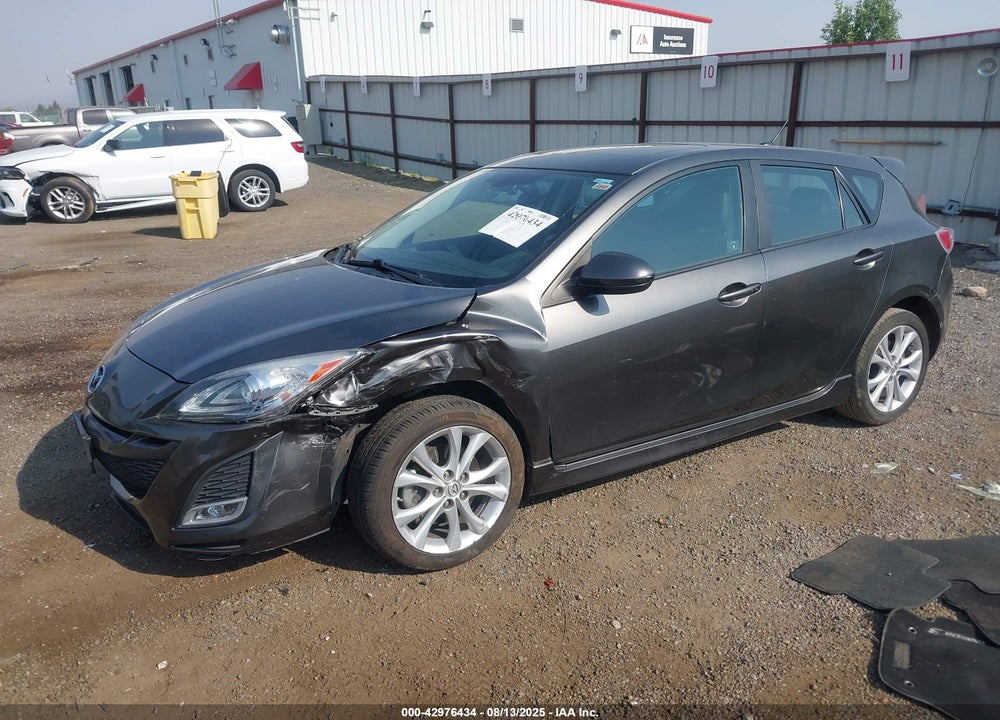 2011 MAZDA 3 VIN: JM1BL1M64B1495871