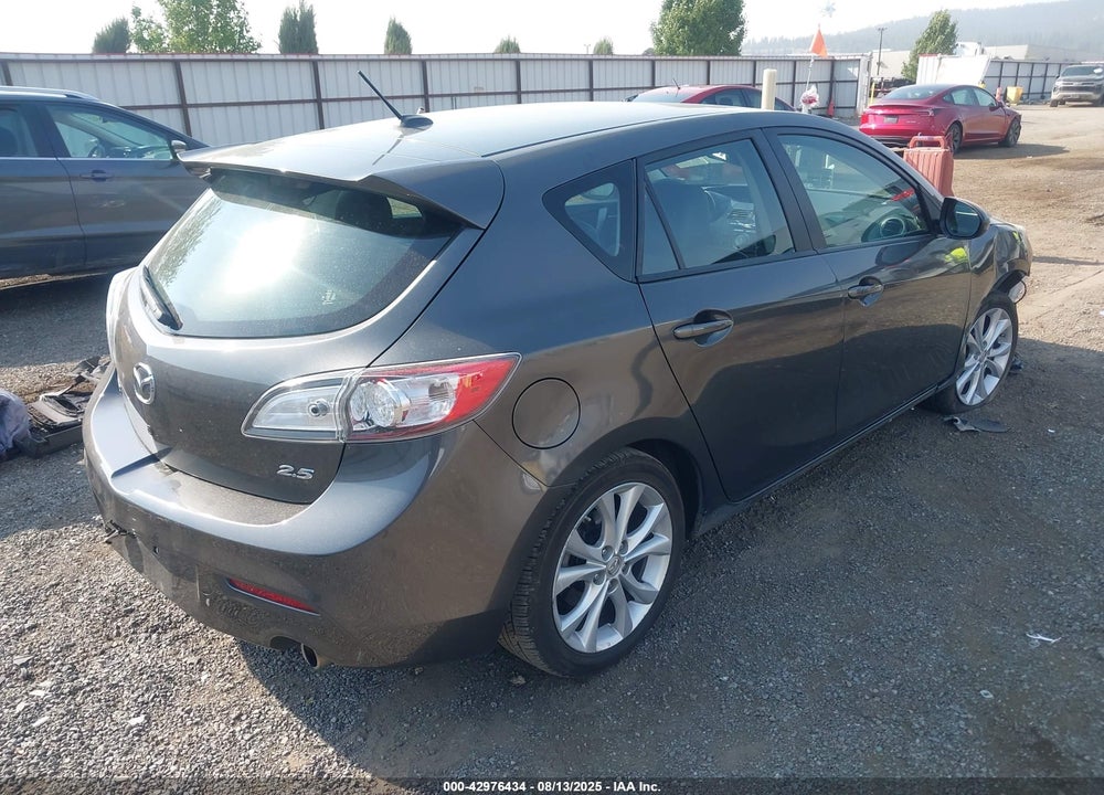 2011 MAZDA 3 VIN: JM1BL1M64B1495871