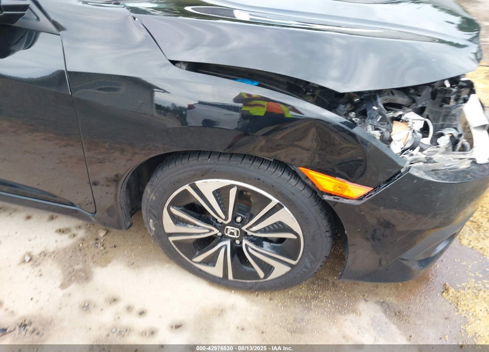 2016 HONDA CIVIC VIN: 2HGFC1F79GH631753