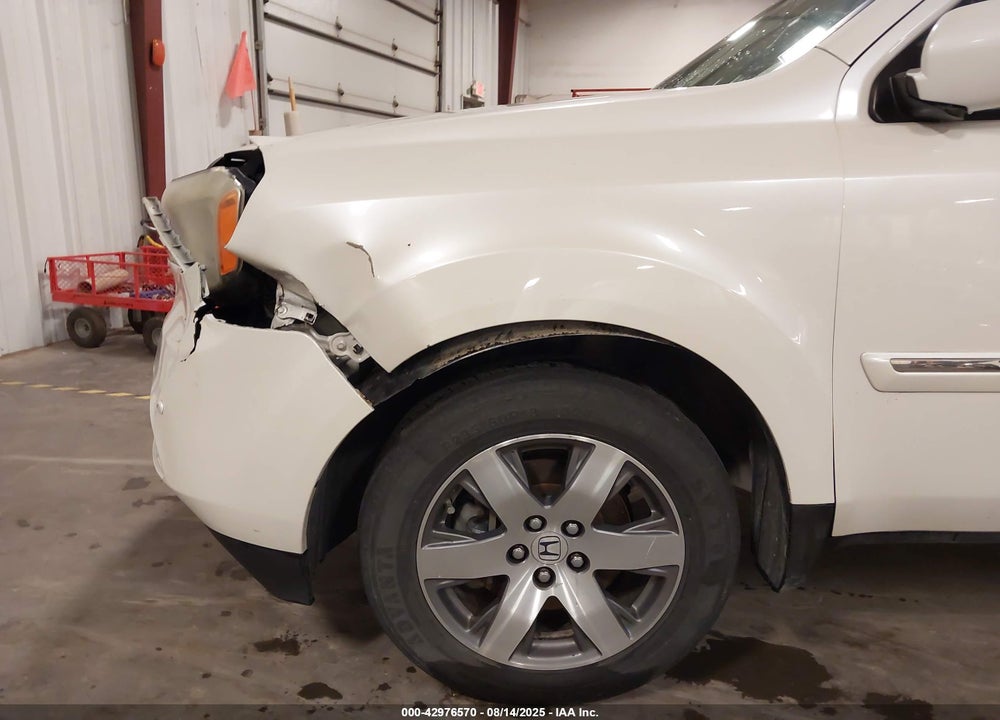 2014 HONDA PILOT VIN: 5FNYF4H90EB023752