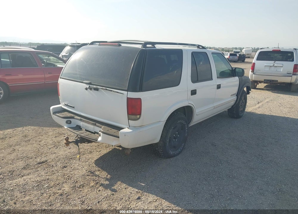 2004 CHEVROLET BLAZER LS VIN: 1GNDT13X24K152628