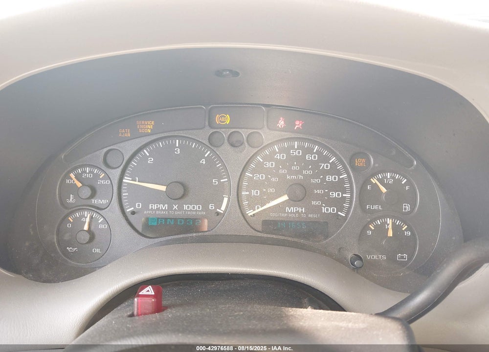 2004 CHEVROLET BLAZER LS VIN: 1GNDT13X24K152628