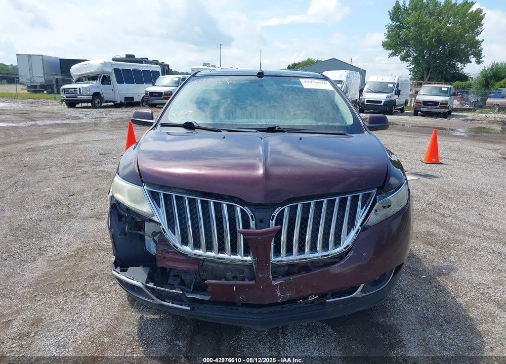 2011 LINCOLN MKX VIN: 2LMDJ8JK2BBJ23071