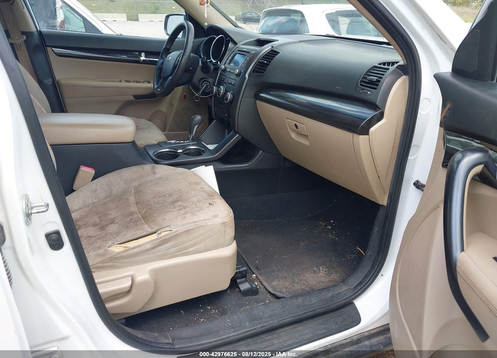 2013 KIA SORENTO VIN: 5XYKT3A69DG419078