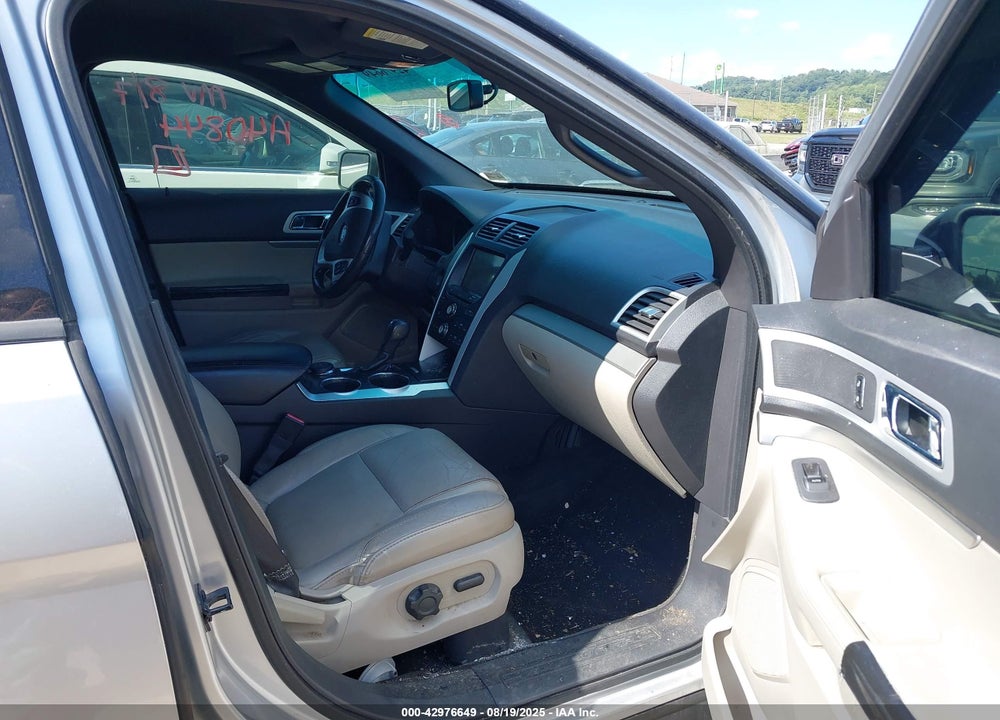 2011 FORD EXPLORER VIN: 1FMHK8D86BGA40844