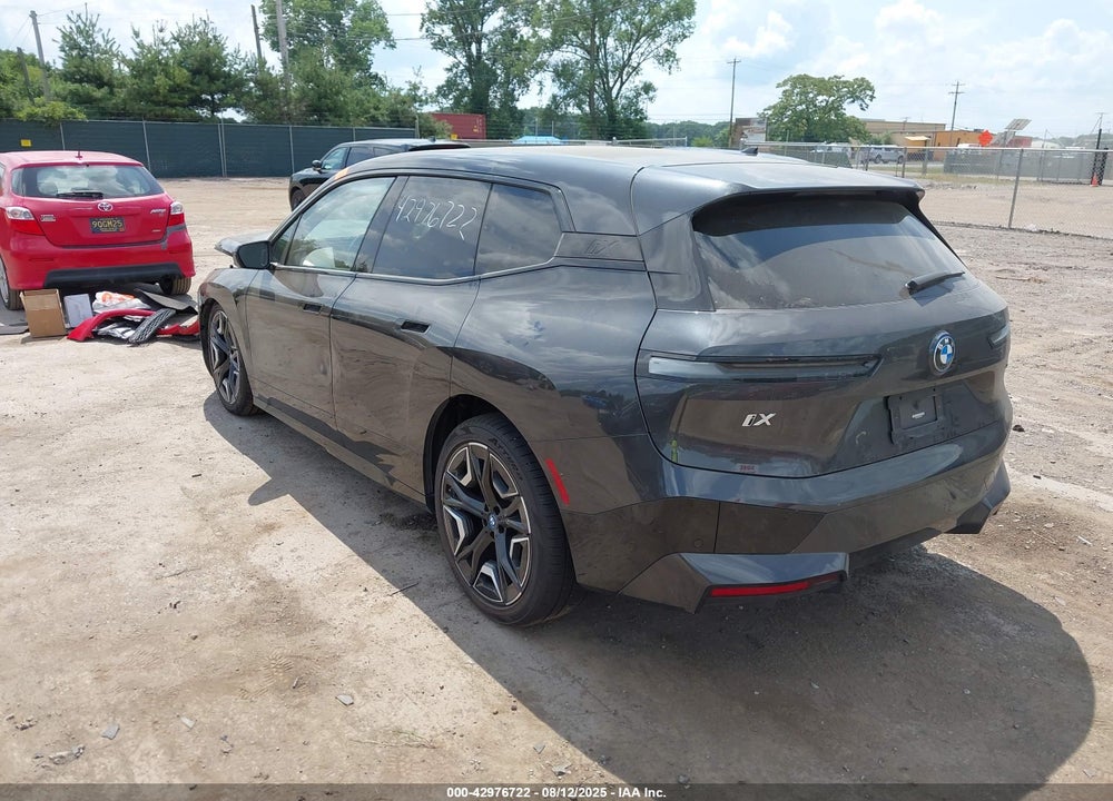 2022 BMW IX VIN: WB523CF05NCK83053