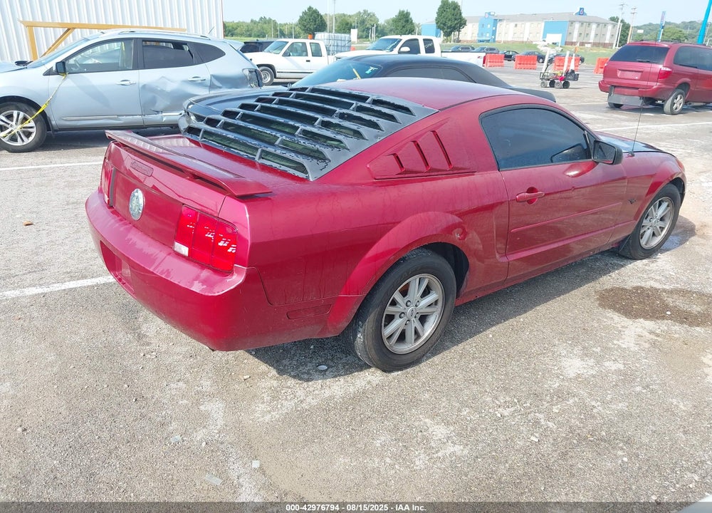 2006 FORD MUSTANG V6 VIN: 1ZVFT80N565196053