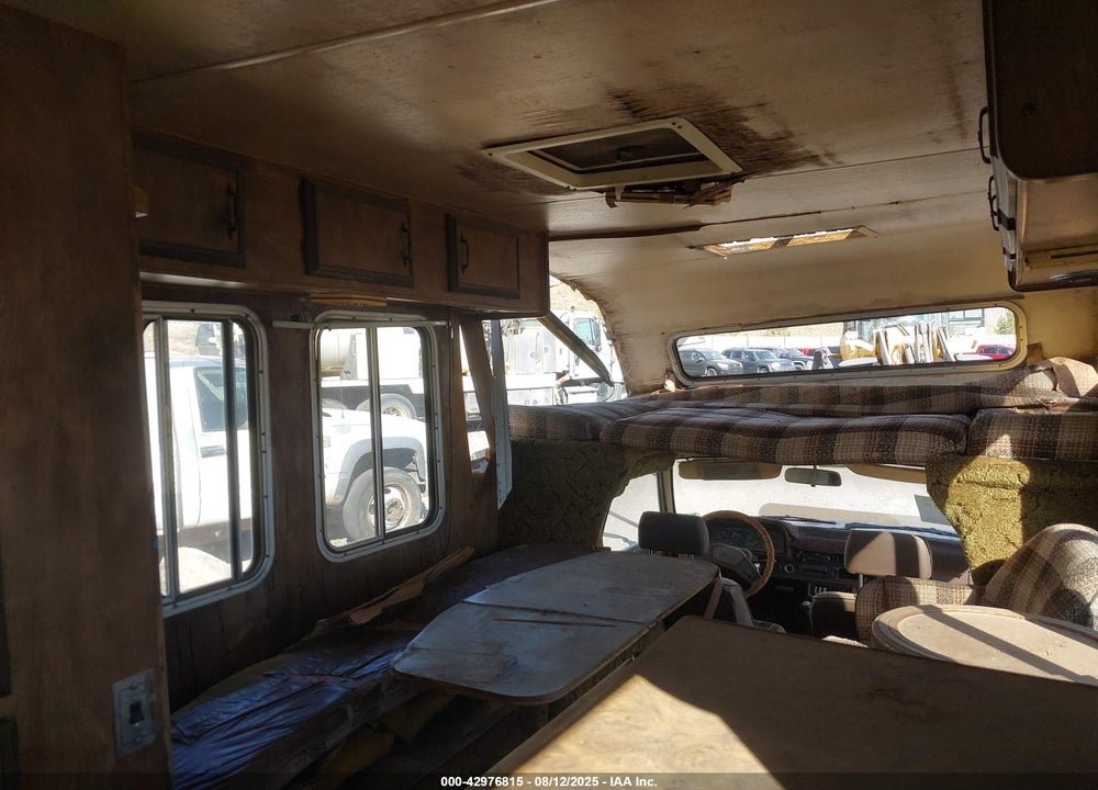 1982 TOYOTA PICKUP / CAB CHASSIS 1/2 TON DLX VIN: JT5RN44D2C0084884