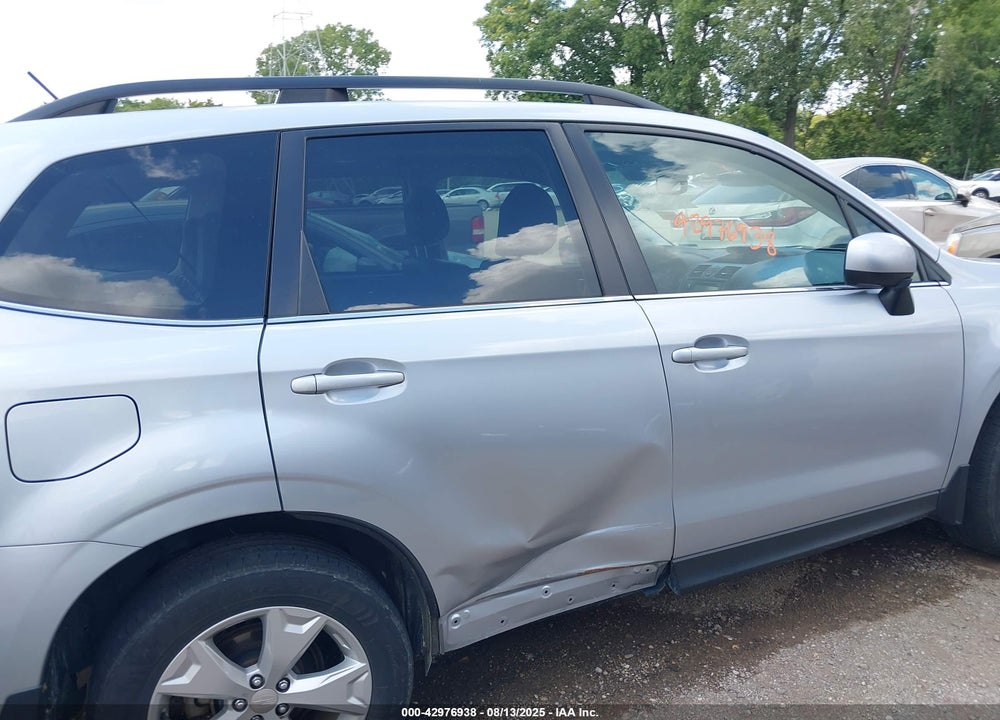 2015 SUBARU FORESTER VIN: JF2SJARC1FH571923