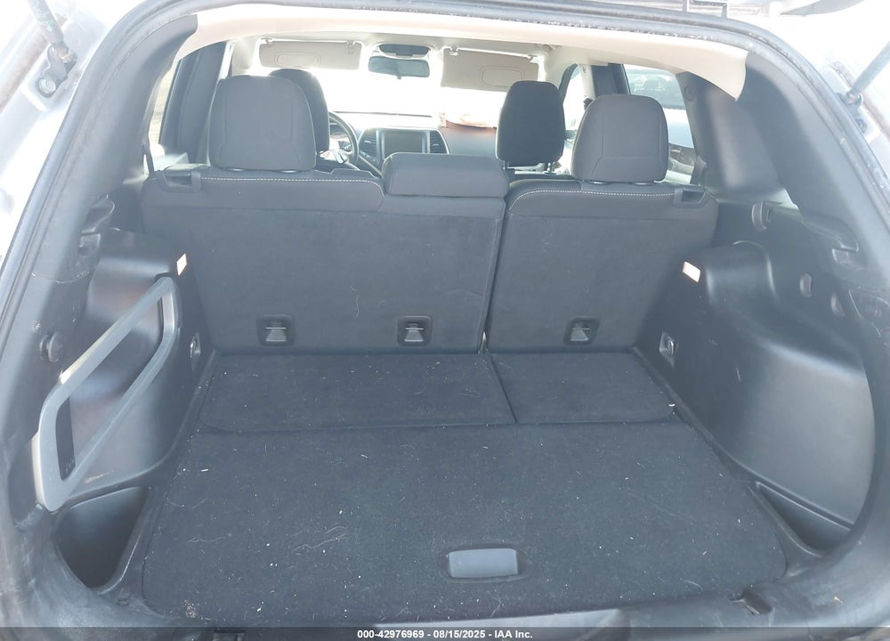 2016 JEEP CHEROKEE VIN: 1C4PJLCB5GW259164