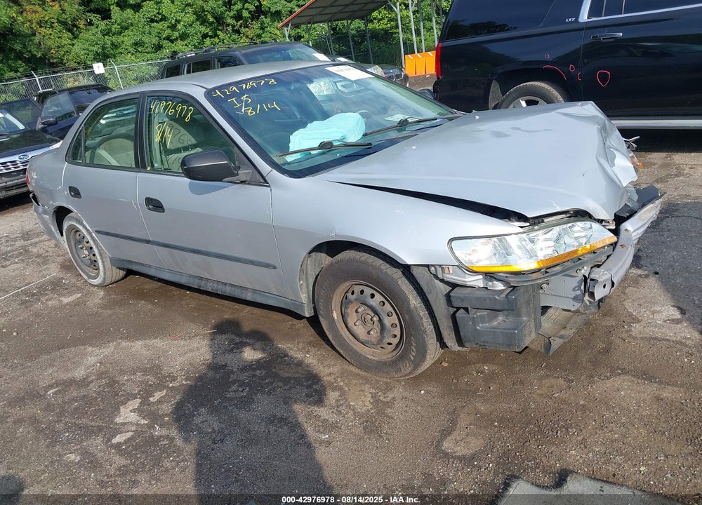 2001 HONDA ACCORD 2.3 DX VIN: 1HGCF85471A105105