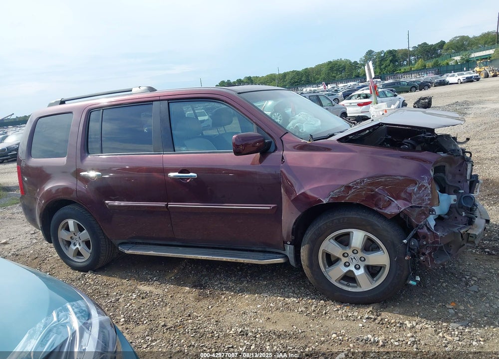 2011 HONDA PILOT VIN: 5FNYF4H74BB047191