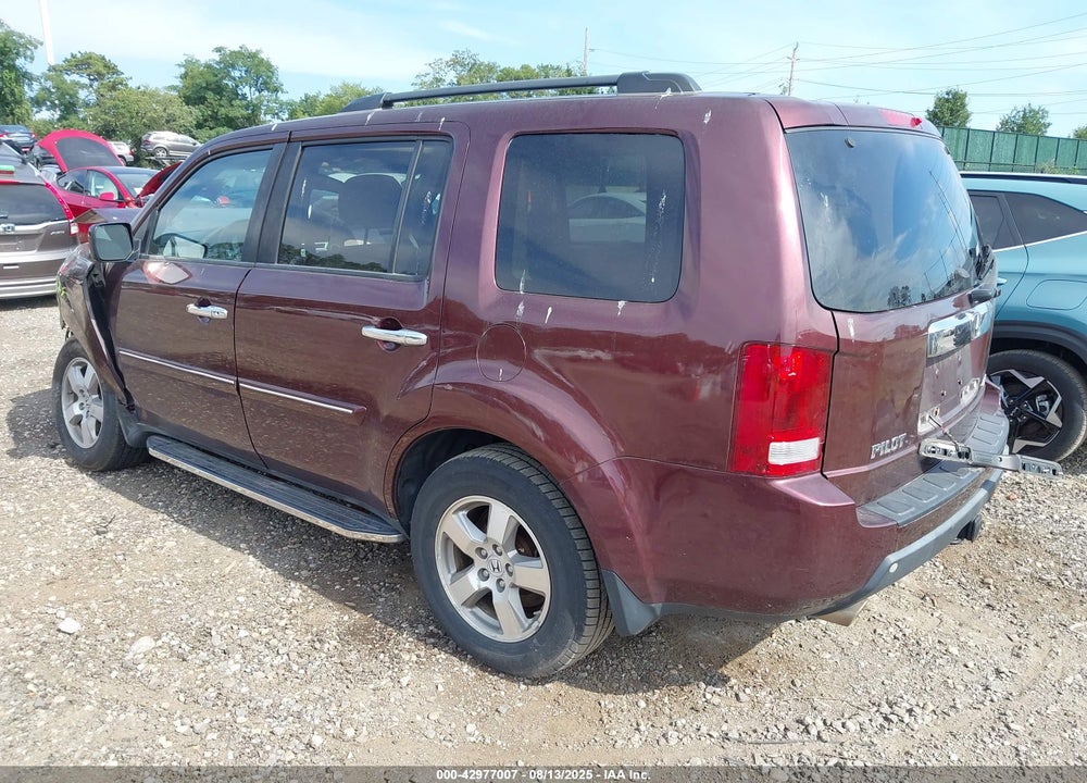 2011 HONDA PILOT VIN: 5FNYF4H74BB047191