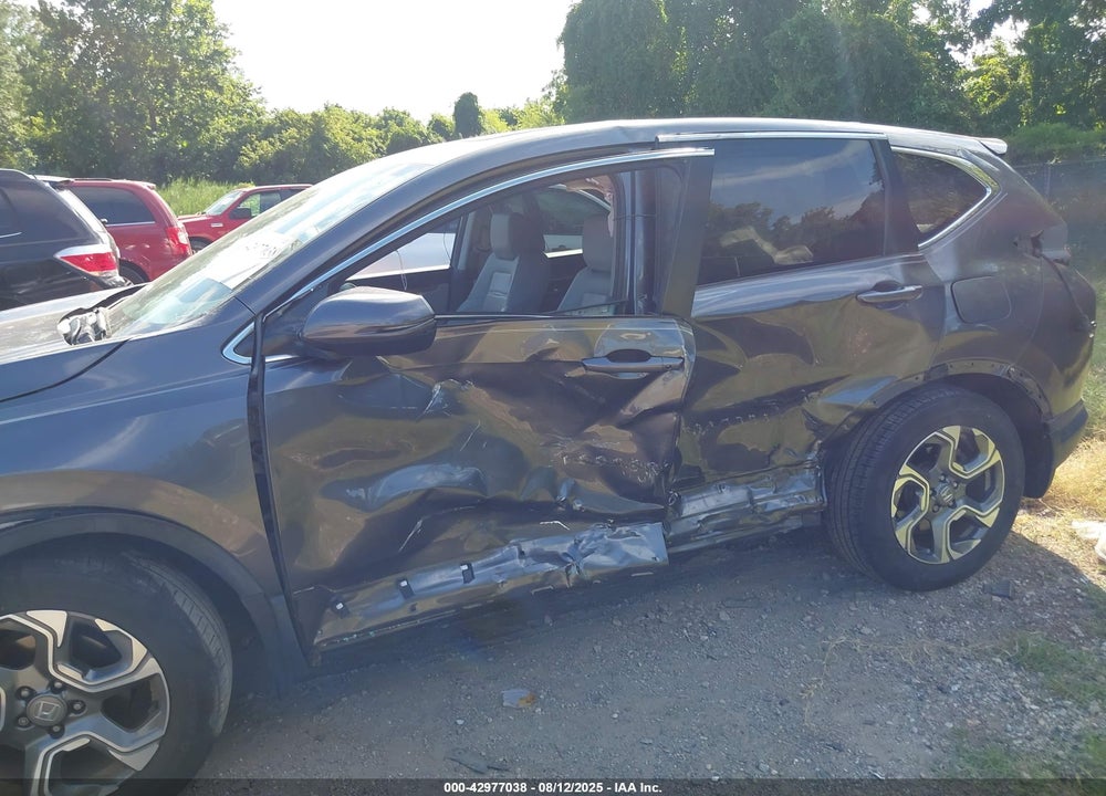 2018 HONDA CR-V VIN: 5J6RW1H85JA011698