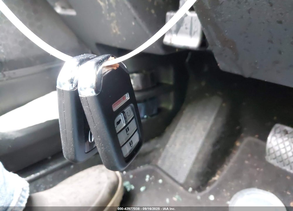2018 HONDA CR-V VIN: 5J6RW1H85JA011698
