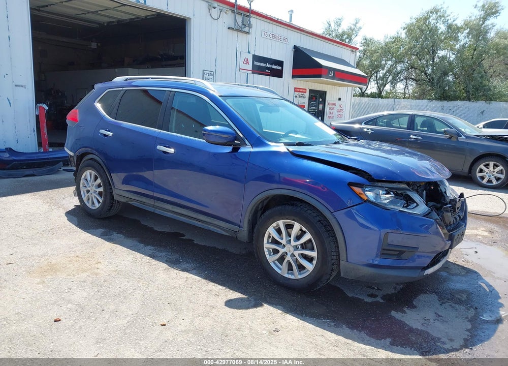 2017 NISSAN ROGUE SV VIN: KNMAT2MV8HP507065