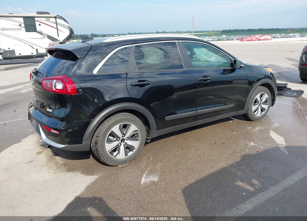 2018 KIA NIRO VIN: KNDCC3LC3J5140964