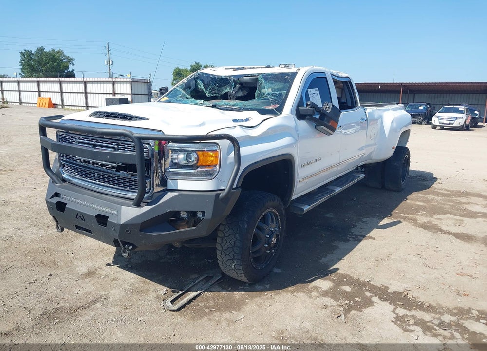 2019 GMC SIERRA 3500HD DENALI VIN: 1GT42WEY4KF122244