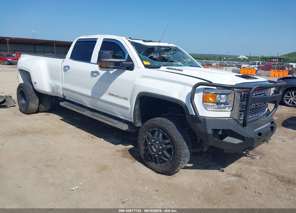 2019 GMC SIERRA 3500HD DENALI VIN: 1GT42WEY4KF122244