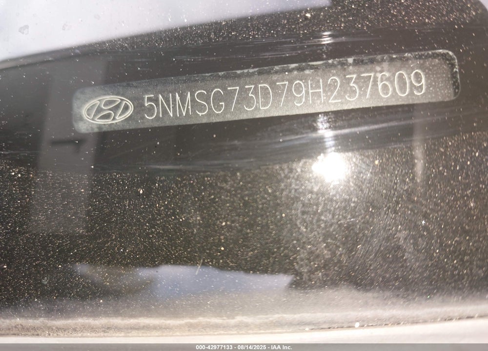 2009 HYUNDAI SANTA FE GLS VIN: 5NMSG73D79H237609