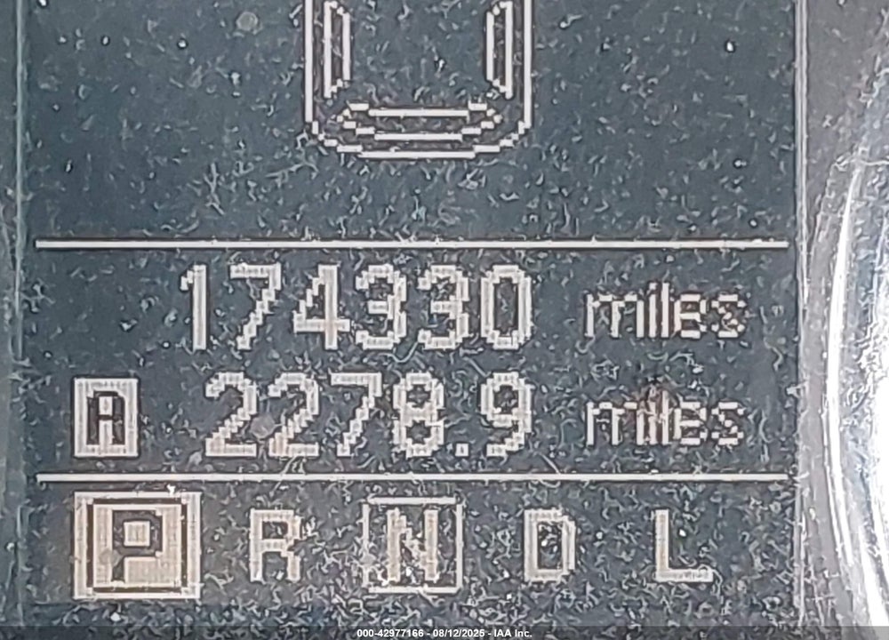 2015 NISSAN ROGUE VIN: JN8AS5MT2FW665542