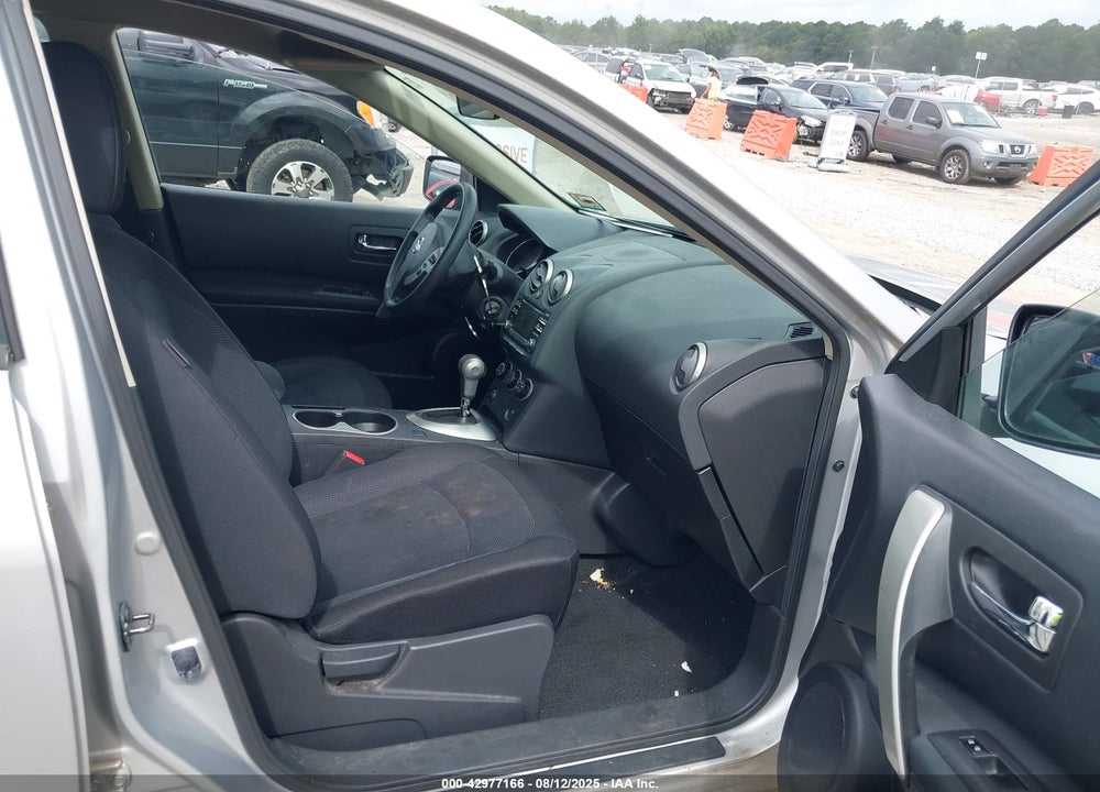 2015 NISSAN ROGUE VIN: JN8AS5MT2FW665542