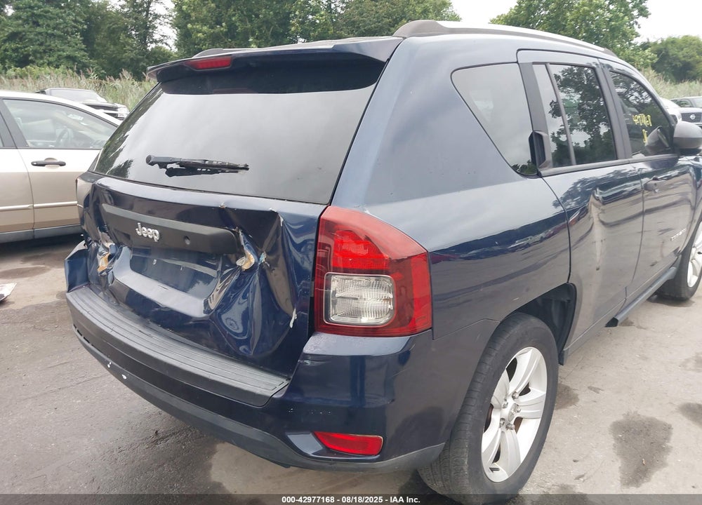 2014 JEEP COMPASS VIN: 1C4NJDBB4ED852649