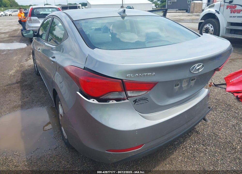 2014 HYUNDAI ELANTRA SE VIN: KMHDH4AE9EU195247