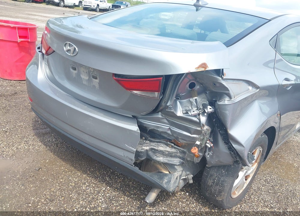 2014 HYUNDAI ELANTRA SE VIN: KMHDH4AE9EU195247