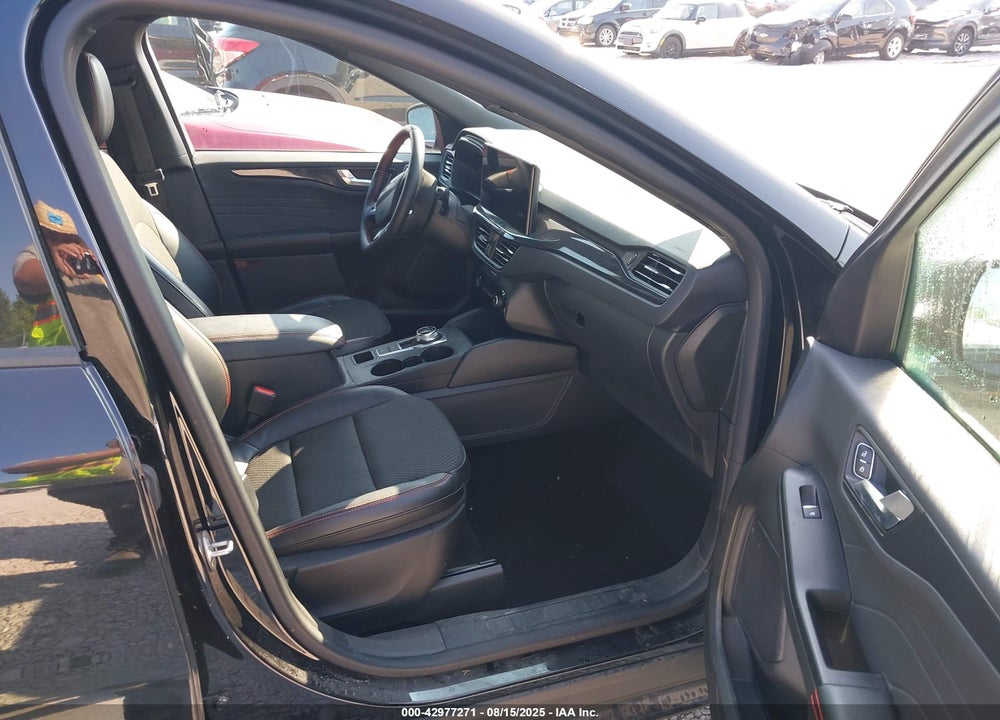 2023 FORD ESCAPE ST LINE VIN: 1FMCU9MN0PUB08418
