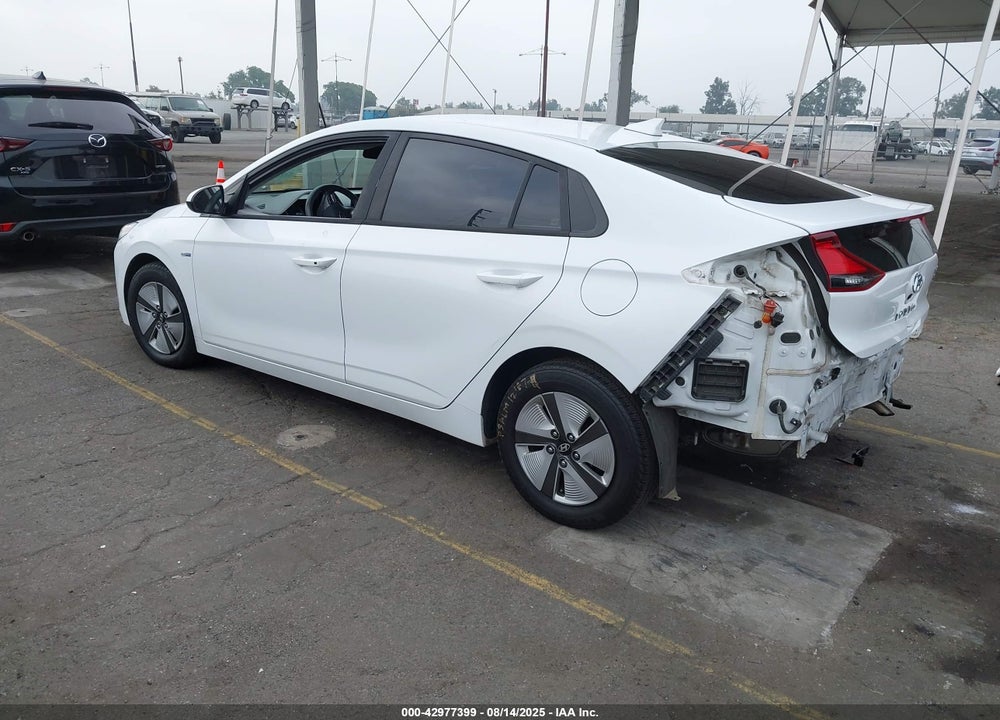 2020 HYUNDAI IONIQ HYBRID VIN: KMHC65LCXLU213688