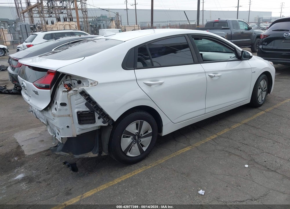 2020 HYUNDAI IONIQ HYBRID VIN: KMHC65LCXLU213688