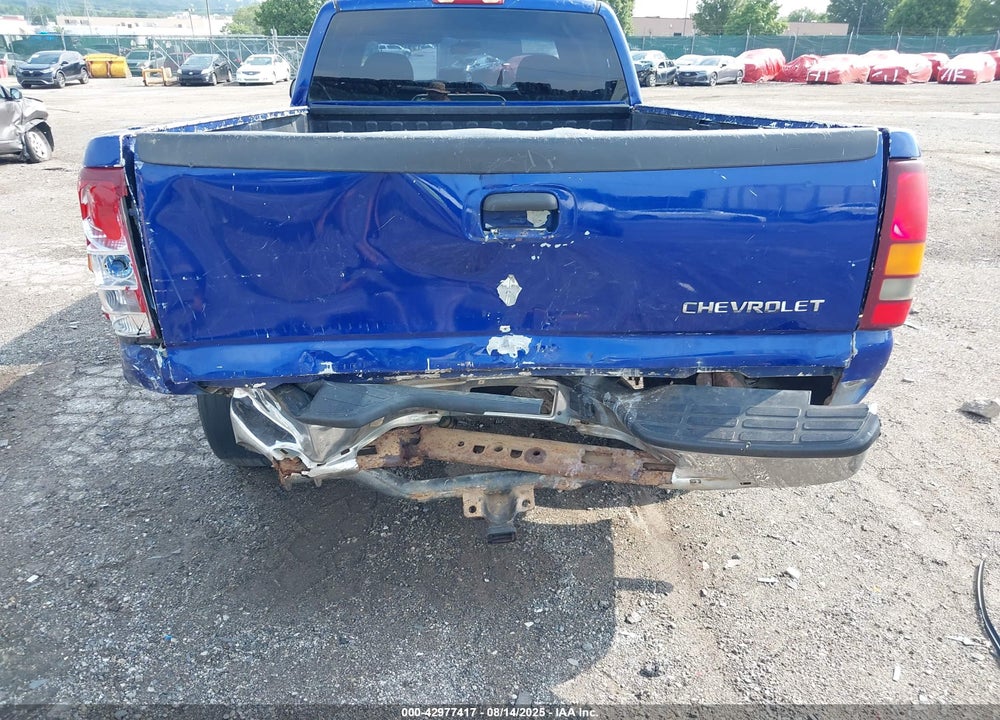 2001 CHEVROLET SILVERADO 1500 LS VIN: 1GCEK19T71E181881