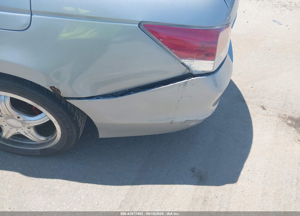 2008 HONDA ACCORD 2.4 EX-L VIN: 1HGCP26808A095670