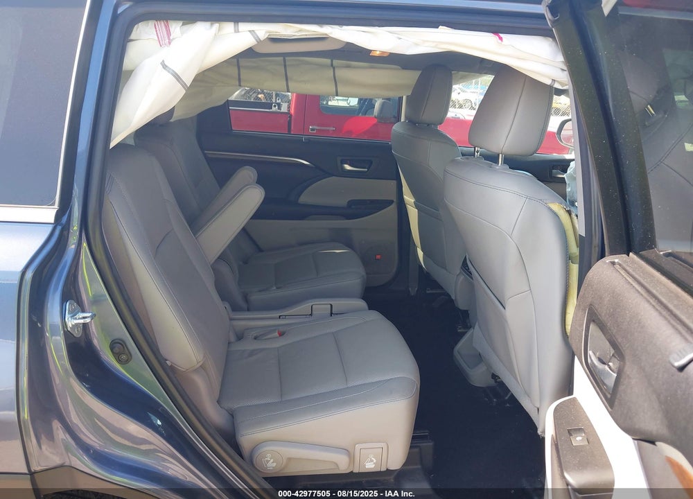 2016 TOYOTA HIGHLANDER VIN: 5TDDKRFH7GS320906