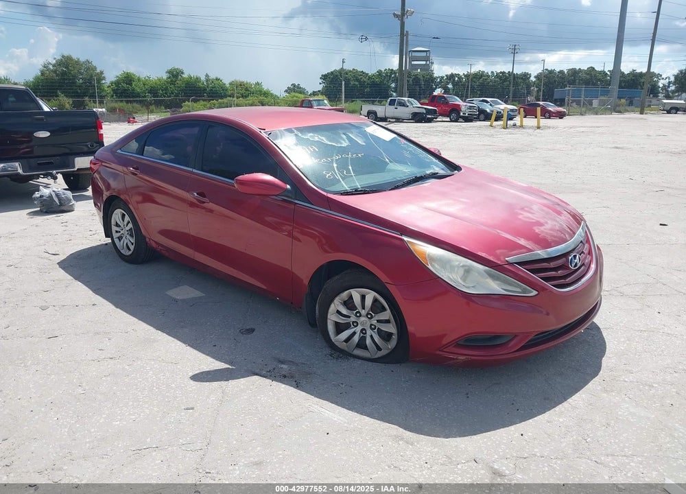 2013 HYUNDAI SONATA GLS VIN: 5NPEB4AC2DH530690