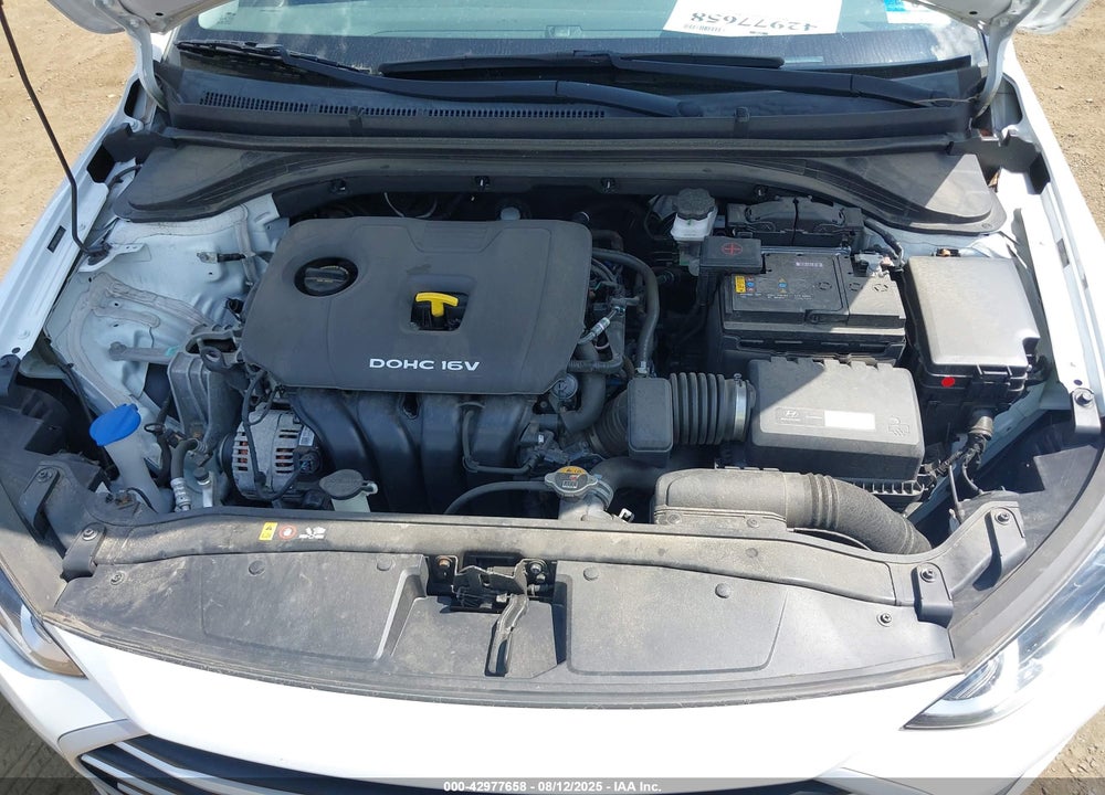 2018 HYUNDAI ELANTRA VIN: 5NPD84LF5JH358572