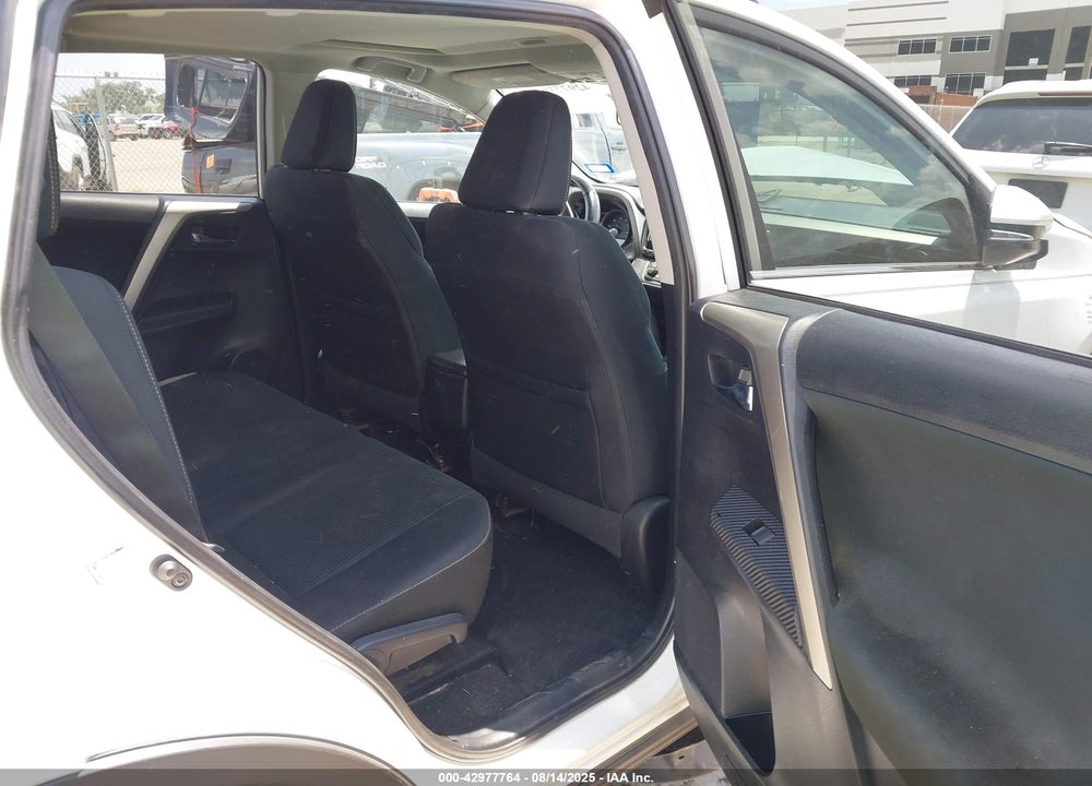 2014 TOYOTA RAV4 VIN: 2T3WFREV0EW116237