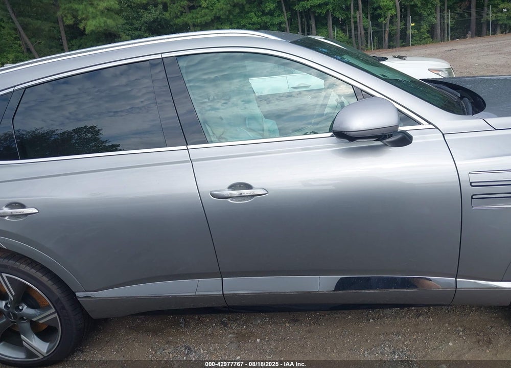 2025 GENESIS GV80 3.5T PRESTIGE AWD VIN: KMUHEESC8SU281952