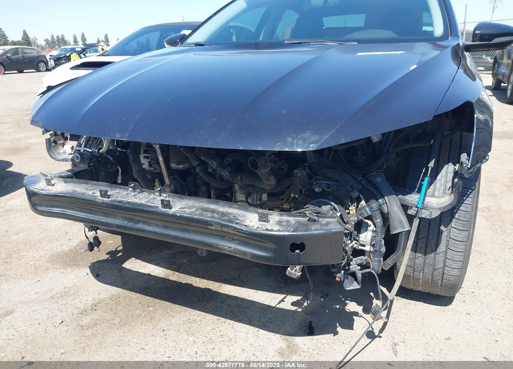 2018 VOLKSWAGEN PASSAT VIN: 1VWCA7A32JC007167