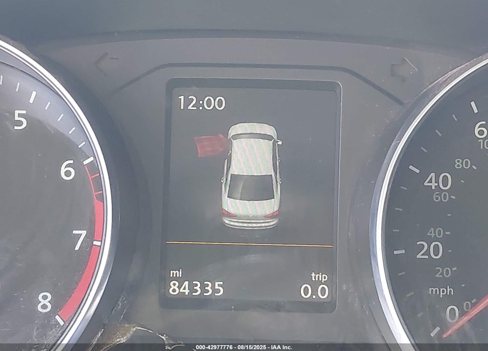 2018 VOLKSWAGEN PASSAT VIN: 1VWCA7A32JC007167
