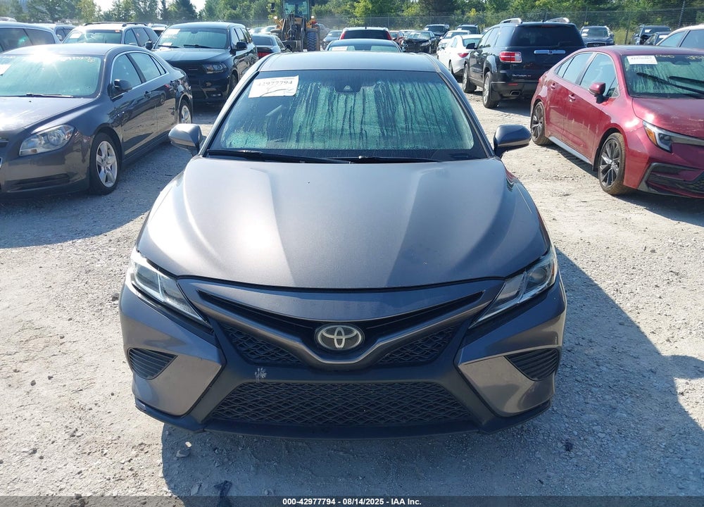 2018 TOYOTA CAMRY VIN: 4T1B11HK9JU637427