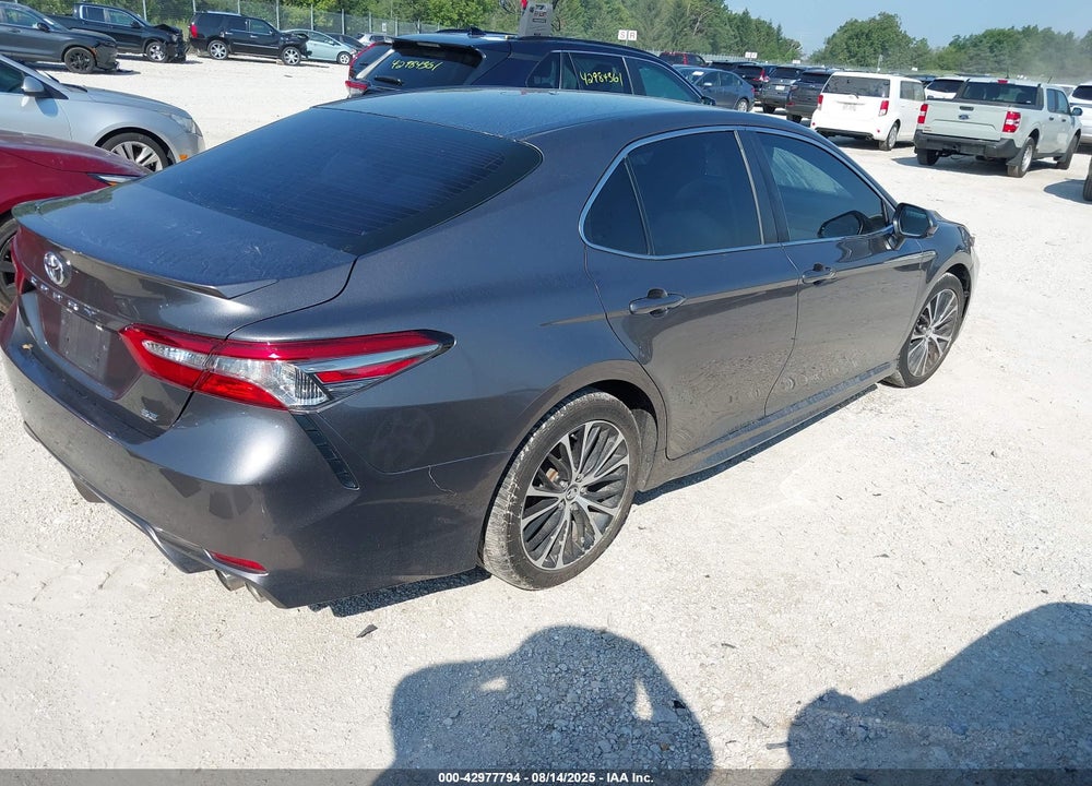 2018 TOYOTA CAMRY VIN: 4T1B11HK9JU637427